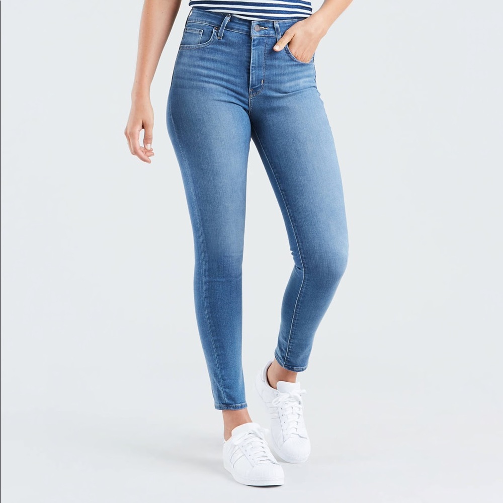 Levi’s High Rise Jeans